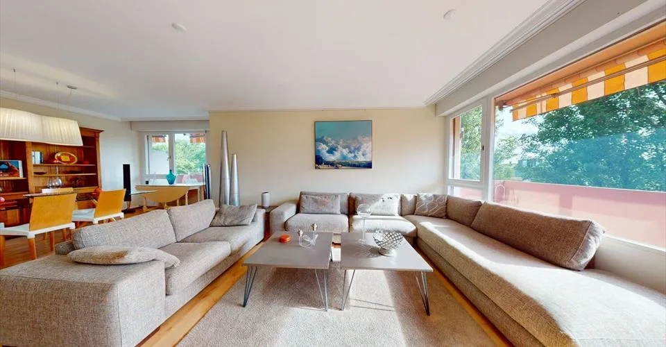 Superbe appartement 4 chambres avec 3 balcons – Route de Frontenex 114, Genève !