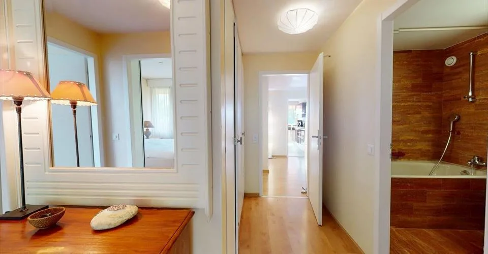 Superbe appartement 4 chambres avec 3 balcons – Route de Frontenex 114, Genève !