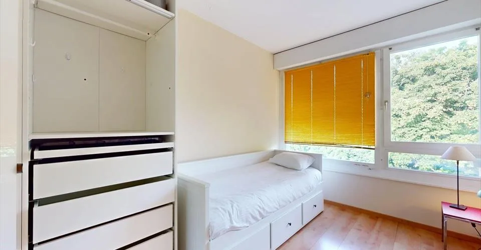 Superbe appartement 4 chambres avec 3 balcons – Route de Frontenex 114, Genève !