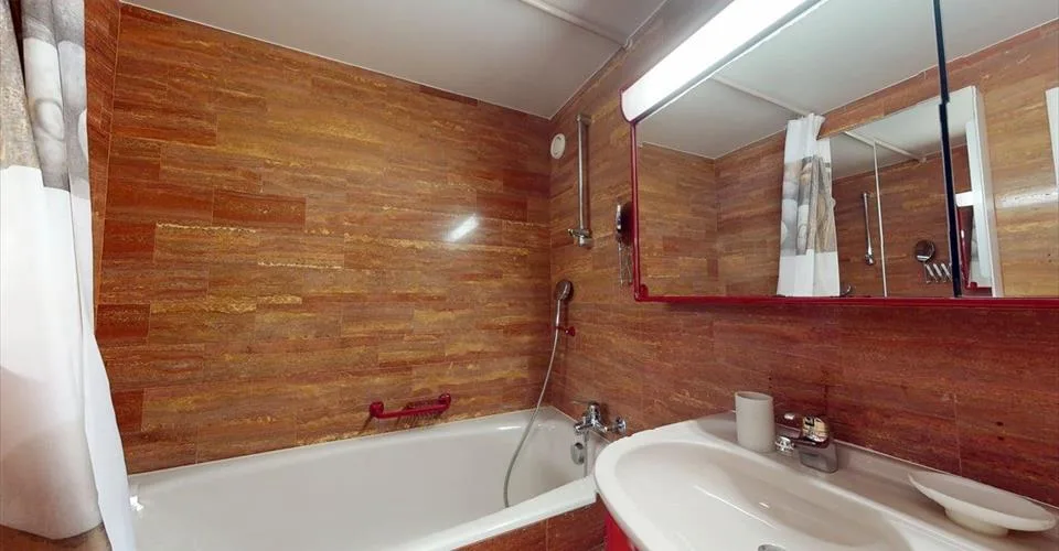 Superbe appartement 4 chambres avec 3 balcons – Route de Frontenex 114, Genève !