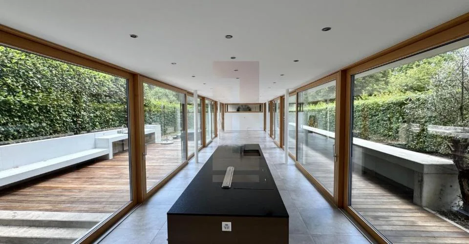 Belle villa contemporaine au coeur de la campagne genevoise