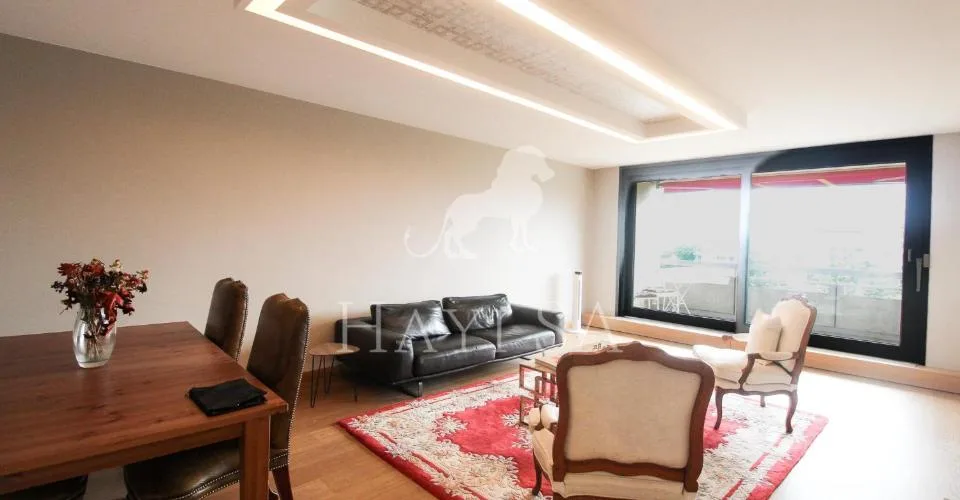 Luxueux appartement de 125m2 avec balcon et vue dominante