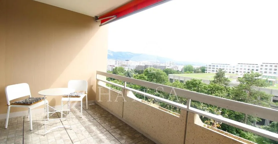 Luxueux appartement de 125m2 avec balcon et vue dominante
