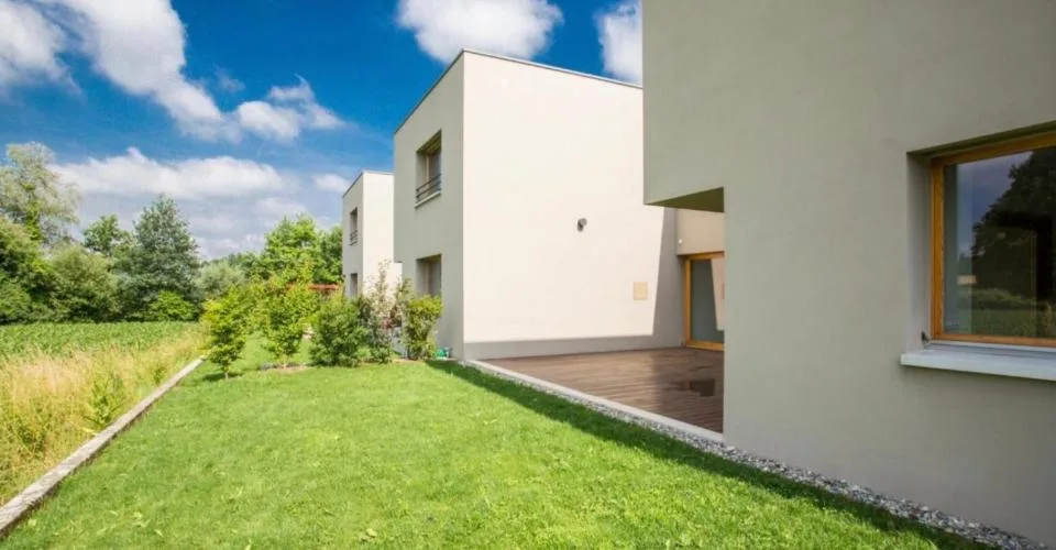 Superbe Villa contemporaine 6 pièces à Troinex, proche de toute commodités et transports en commun