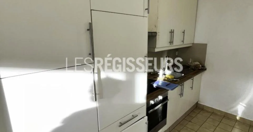 Appartement de 3 pièces en plein coeur de Bernex