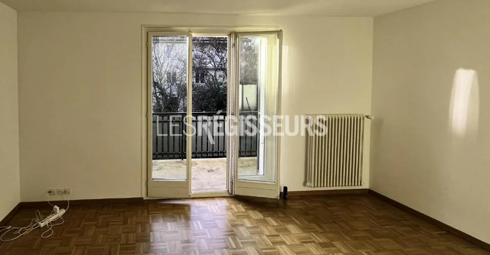 Appartement de 3 pièces en plein coeur de Bernex