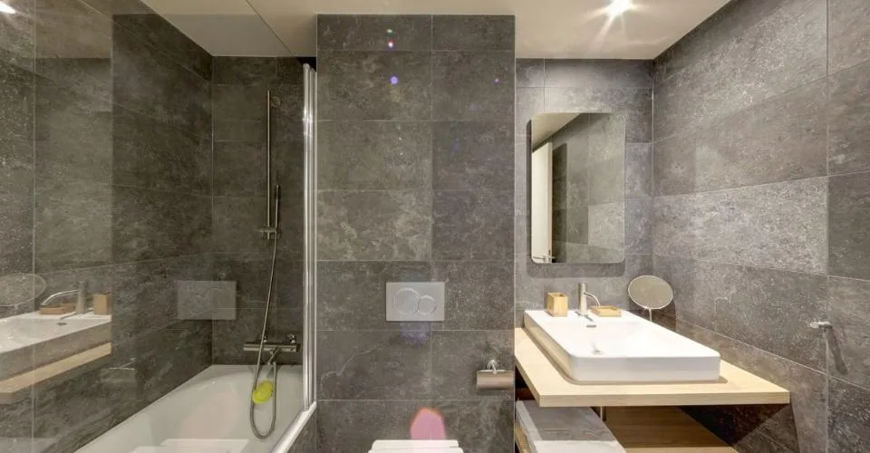 RÉSIDENCE MEUBLÉE "PETITE COUR" STUDIOS AVEC SERVICES HÔTELIER – Foto 4 von 7