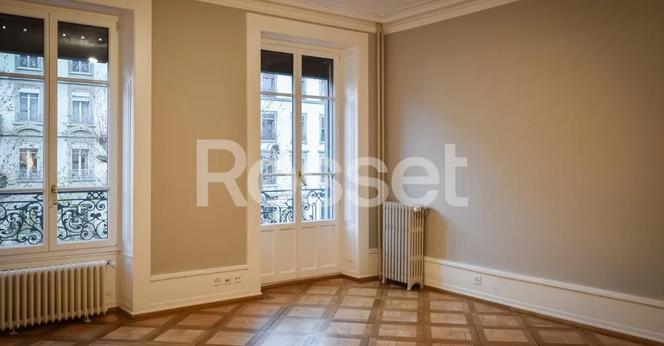Magnifique appartement de 6 pièces au Centre-Ville – foto 2 di 9
