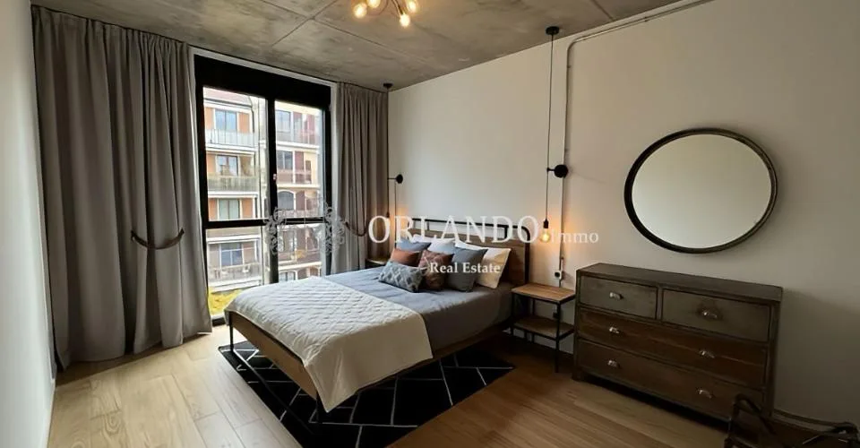 Bel appartement neuf de 5 pièces 2 étage avec balcon