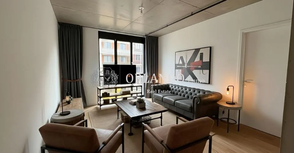 Bel appartement neuf de 5 pièces 2 étage avec balcon