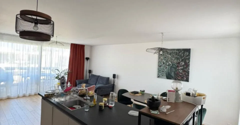 Appartement 4p à Troinex à 3723
