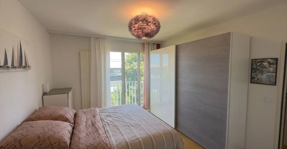 Vaste appartement de 7 pièces à Bernex