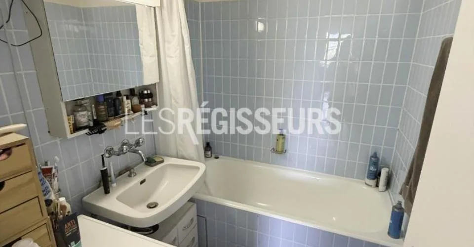 Appartement en attique de 4 pièces disponible à Thônex