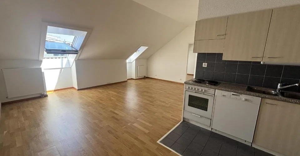 Appartement 2,5 pièces avec vue sur le jet d'eau - Carrefour de Rive