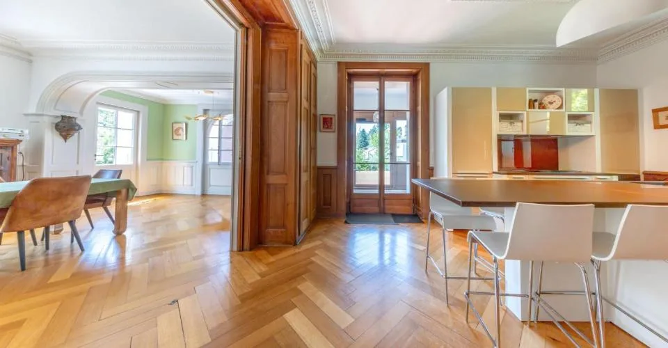 Elégante maison de maître dans un cadre rare et préservé
