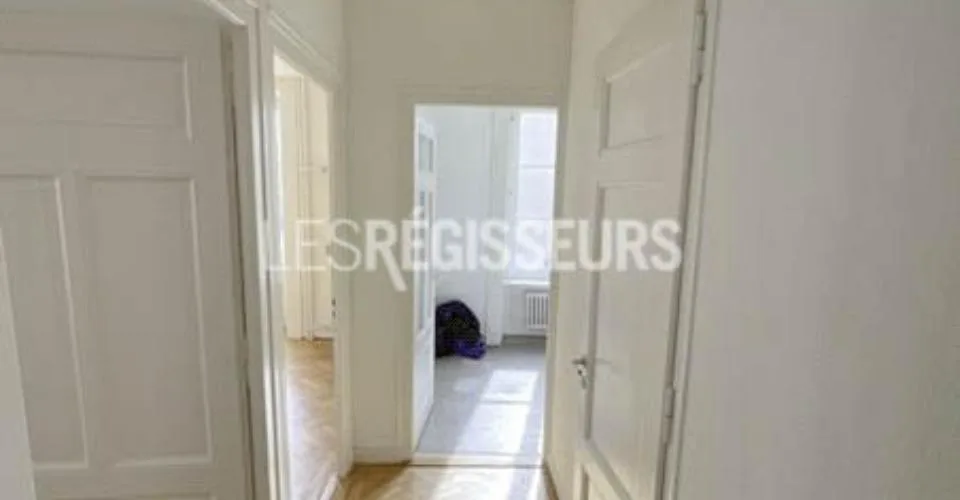 Un charmant appartement au coeur des Pâquis