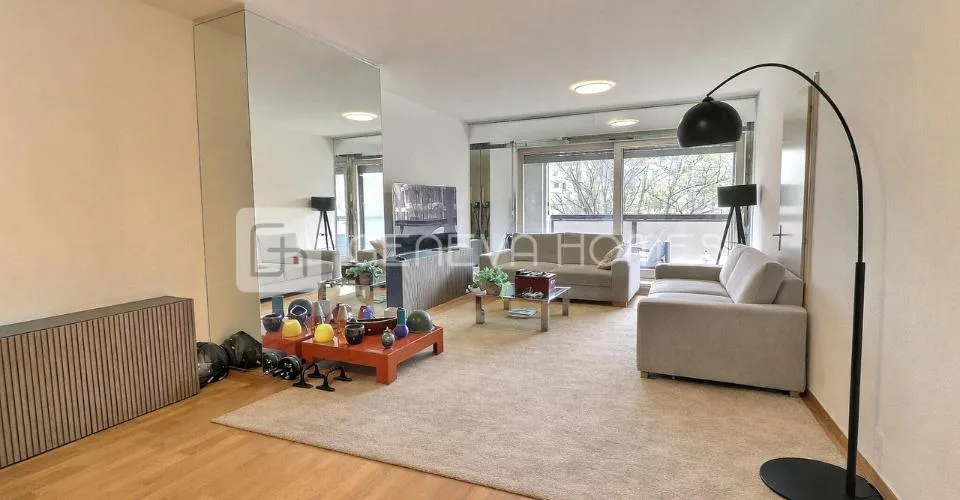 Magnifique appartement avec piscine sur le toit pre de l'ONU