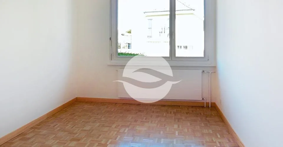 4,5 pièces semi ou non meublé avec terrasse