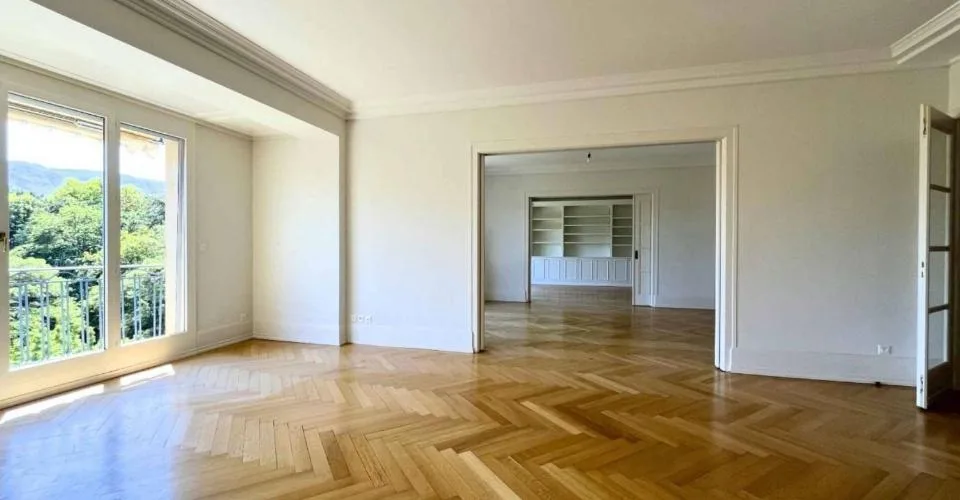 Magnifique appartement avec vue sur le Parc Bertrand