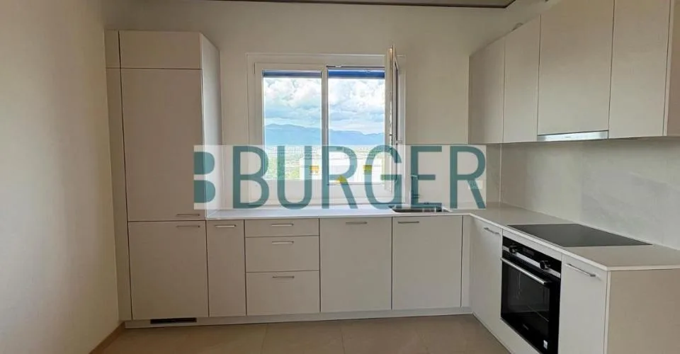 Attique - Appartements de 5 pièces d'env. 83 m2