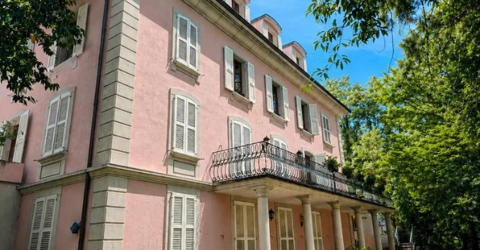 Hôtel particulier d'environ 750m2