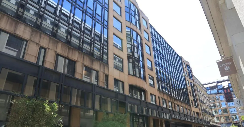 MAGNIFIQUE studio meublé d'env