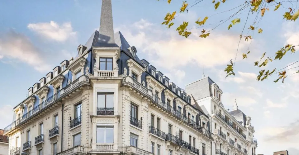 Exceptionnel logement meublé avec terrasse rooftop et services hôtelie – Foto 7 von 7