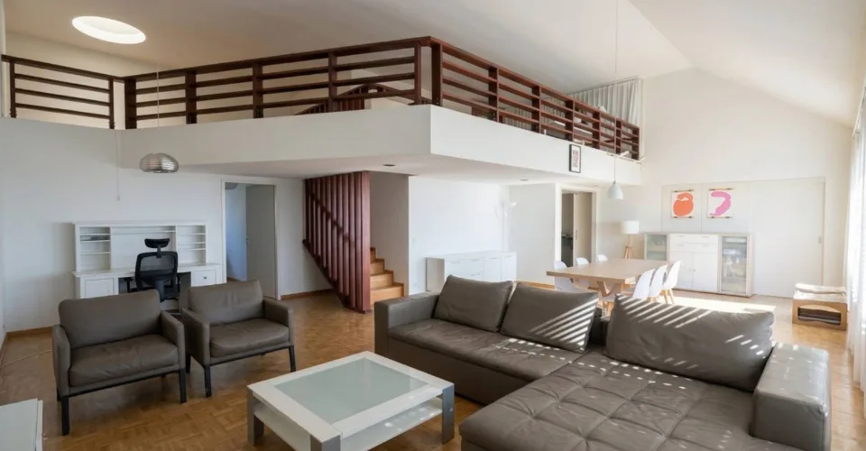 Superbe Appartement de 6 Pièces en Attique – Quartier des Nations
