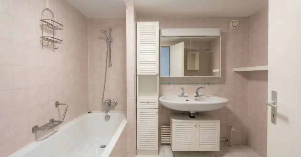 Superbe Appartement de 6 Pièces en Attique – Quartier des Nations