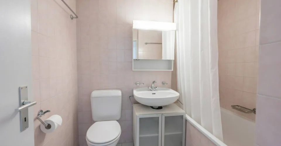 Superbe Appartement de 6 Pièces en Attique – Quartier des Nations