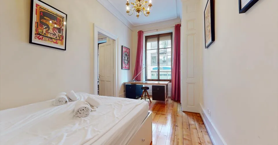 Magnifique appartement de deux chambres dans un immeuble de standing