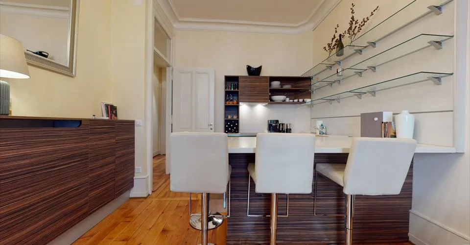 Magnifique appartement de deux chambres dans un immeuble de standing