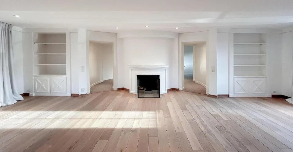 Maison de campagne sur la rive gauche