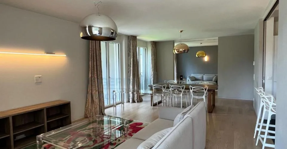 MAGNIFIQUE 7 PIECES DANS RESIDENCE DE STANDING
