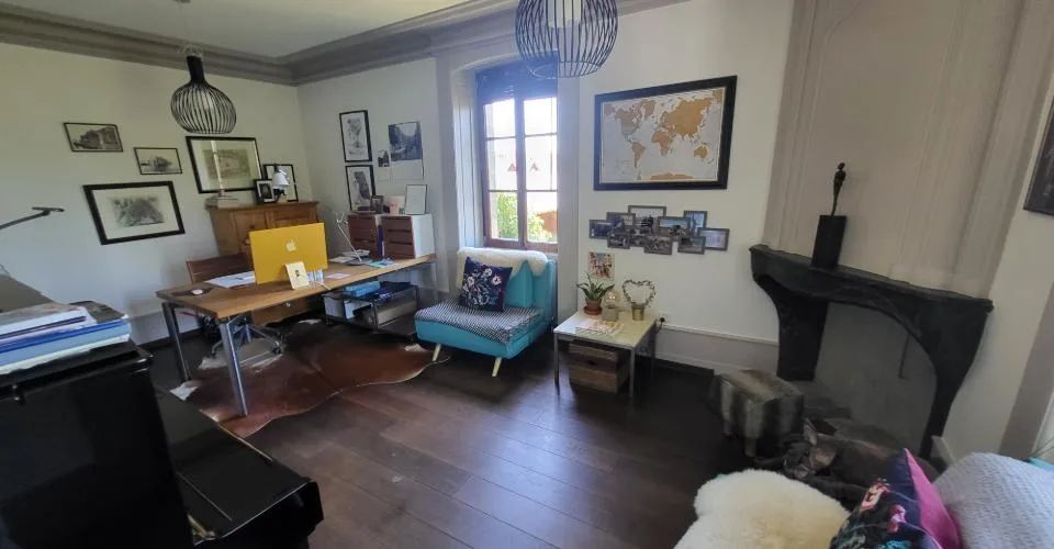DUPLEX EN REZ-DE-JARDIN DE 7 PIECES