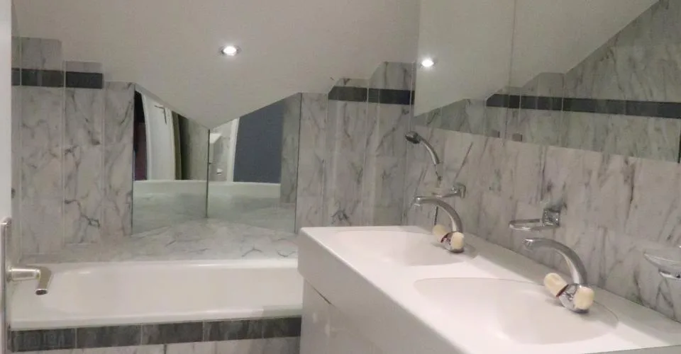 Bel appartement avec vue Lac
