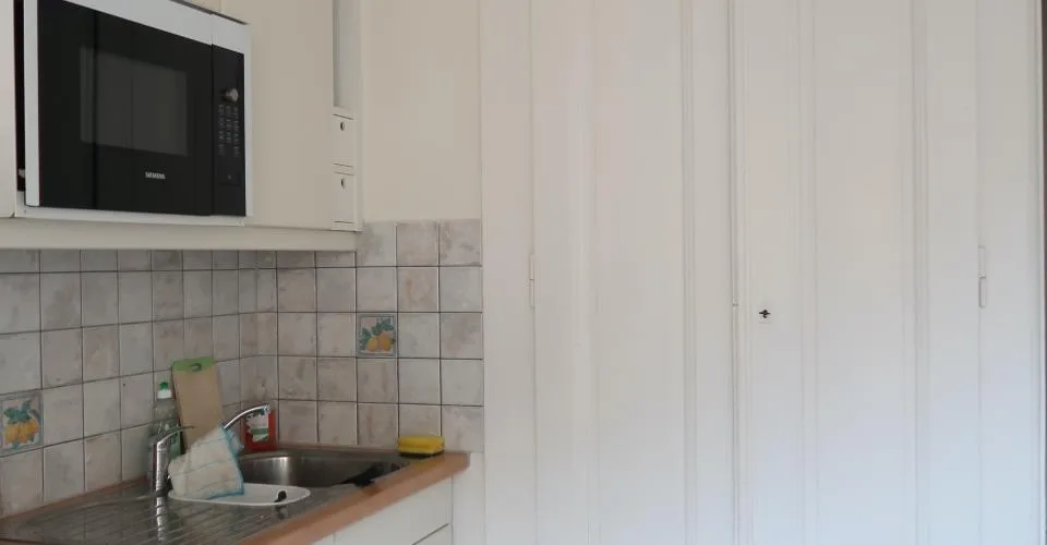 Joli appartement traversant proche des Organisations internationales