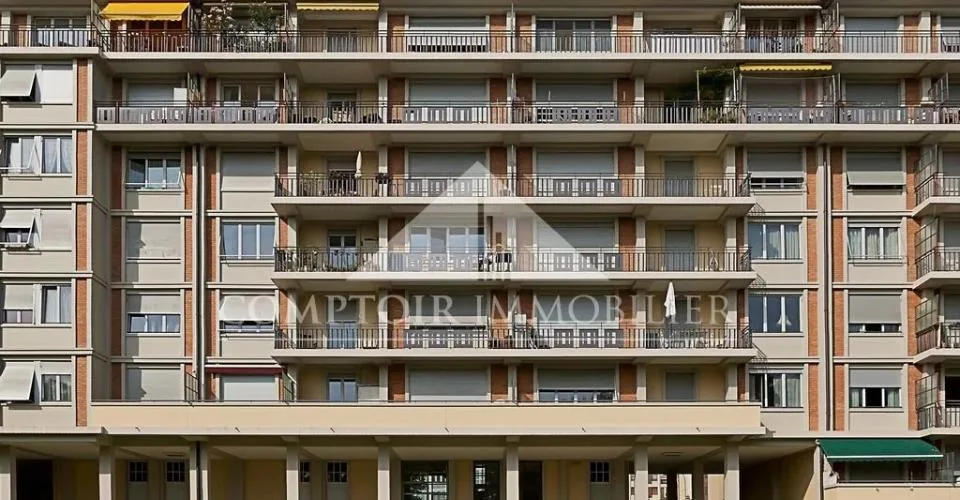 A louer, appartement de 2 pièces au 4ème étage
