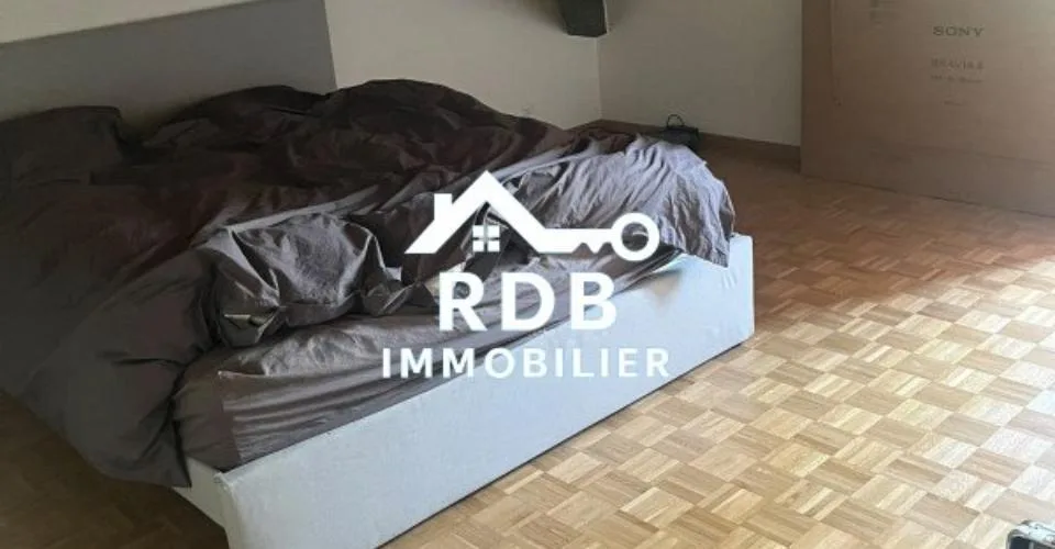 Appartement de 3,5 pièces au 3ème étage sans ascenseur à Genève 1202