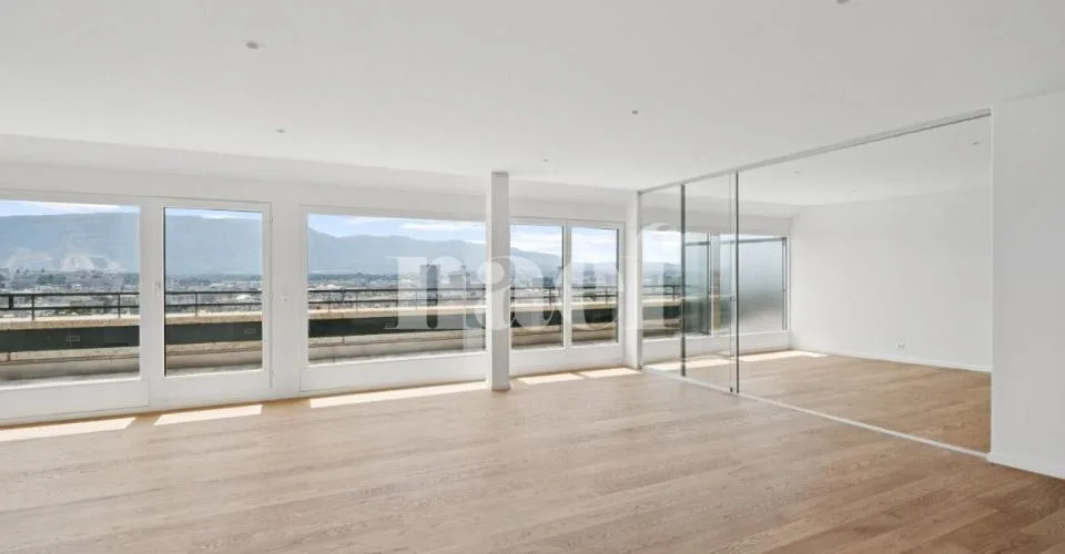 Appartement de 170m2 au bord du Rhône