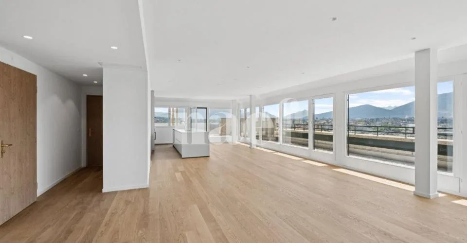 Appartement de 170m2 au bord du Rhône