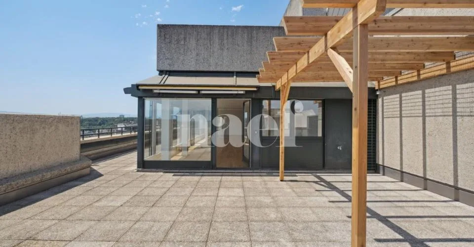 Appartement de 170m2 au bord du Rhône