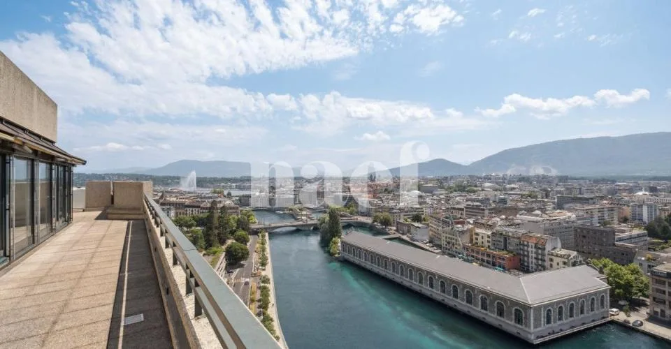 Appartement de 170m2 au bord du Rhône