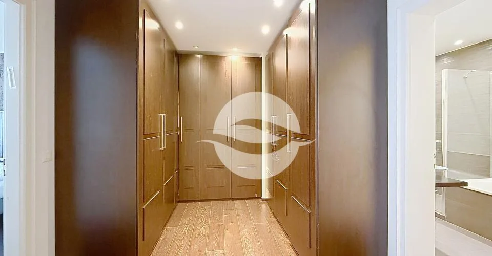 Magnifique appartement meublé de 6 pièces avec balcon