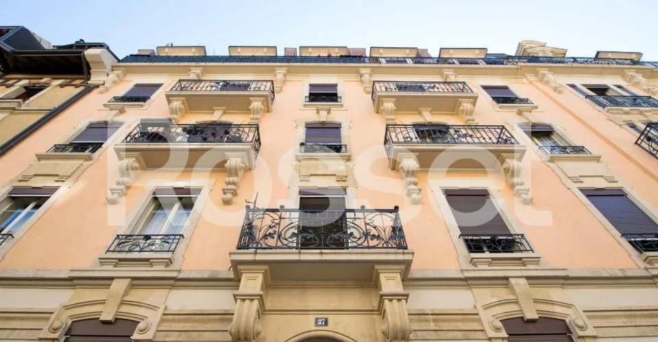 Appartement rénové de 4.5 pièces au 4ème étage