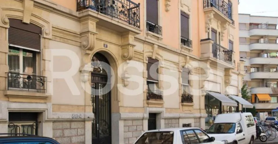 Appartement rénové de 4.5 pièces au 4ème étage