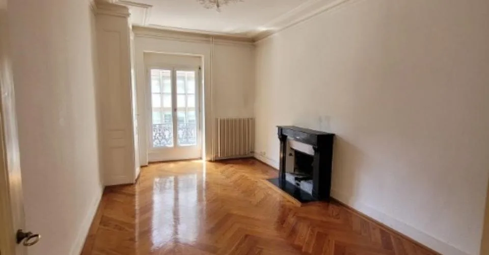 Appartement de 3 pièces au 1er étage