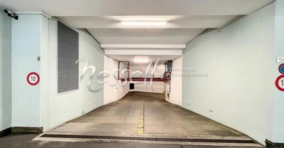 Parking sous-terrain aux Eaux-Vives
