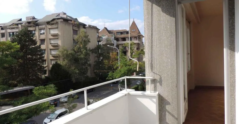 Appartement de 5 pièces avec balcon à Champel