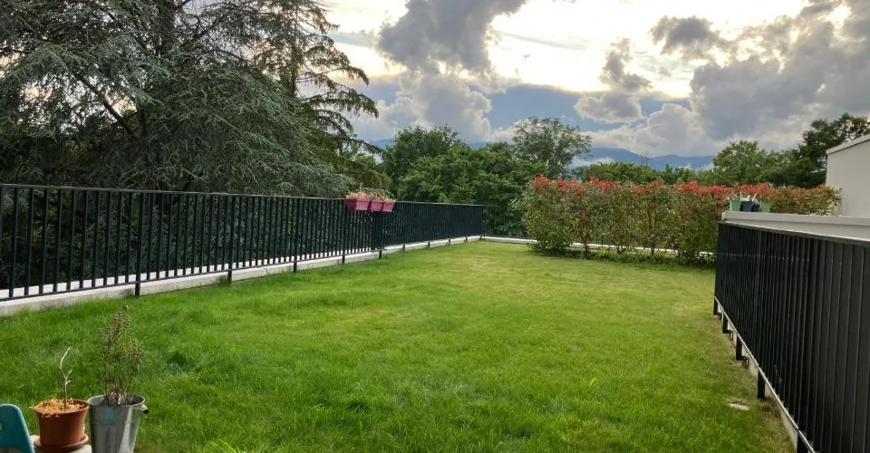Villa mitoyenne de 5 pièces